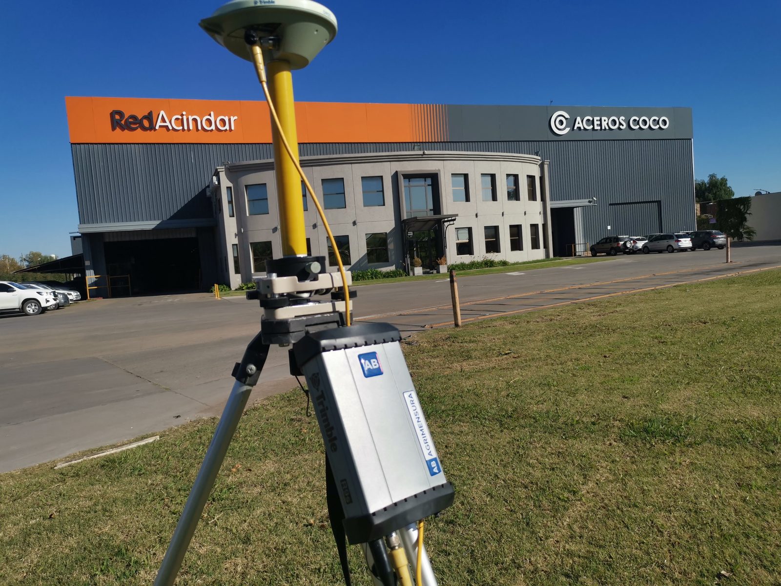 GPS RTK de AB Agrimensura en mensura de planta industrial